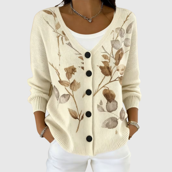 Stella | Comfortable Knitted Cardigan with Buttons