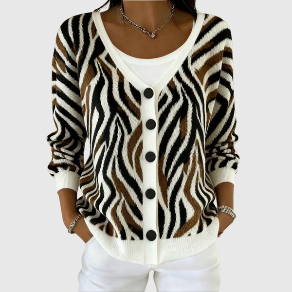Penelope | Comfortable Buttoned Knit Cardigan