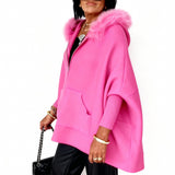 MARÍA CAPE— WARM ELEGANCE FOR WINTER